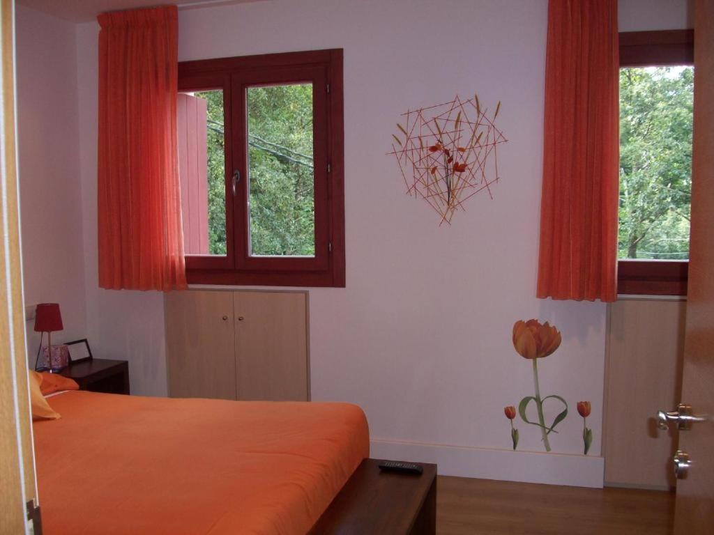 Hostal Rural Arrobi Borda Eugi Esterno foto