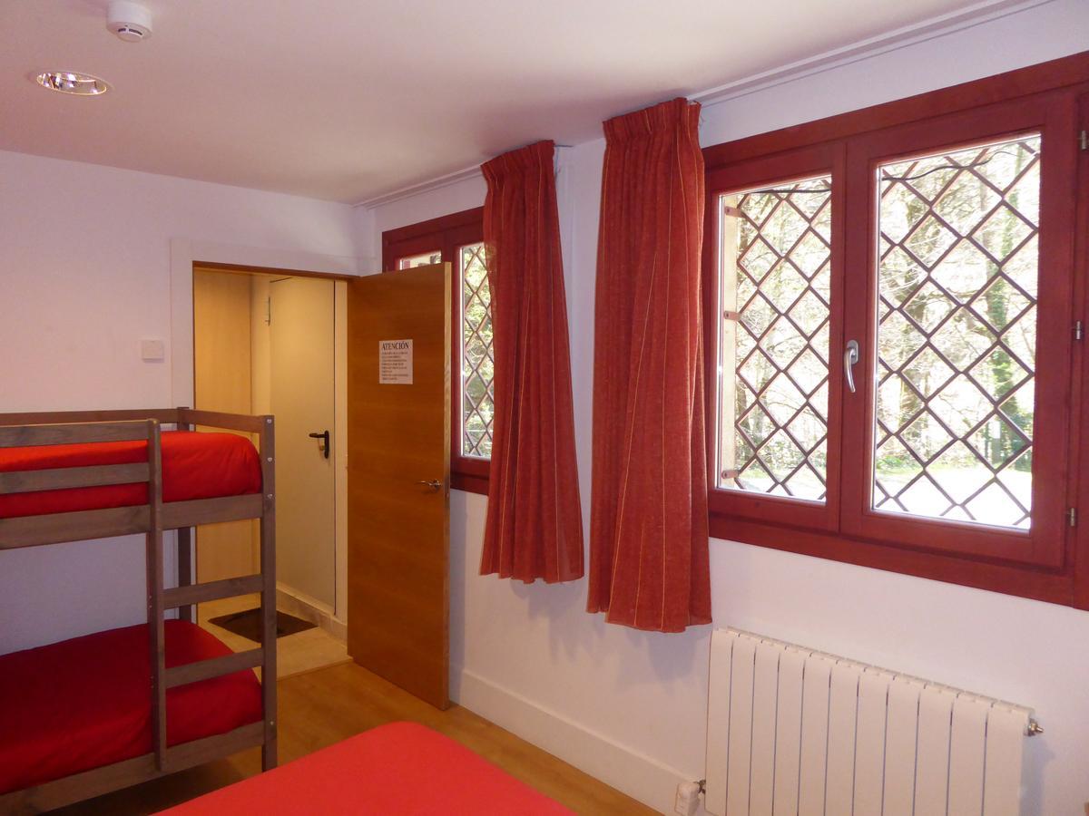 Hostal Rural Arrobi Borda Eugi Esterno foto